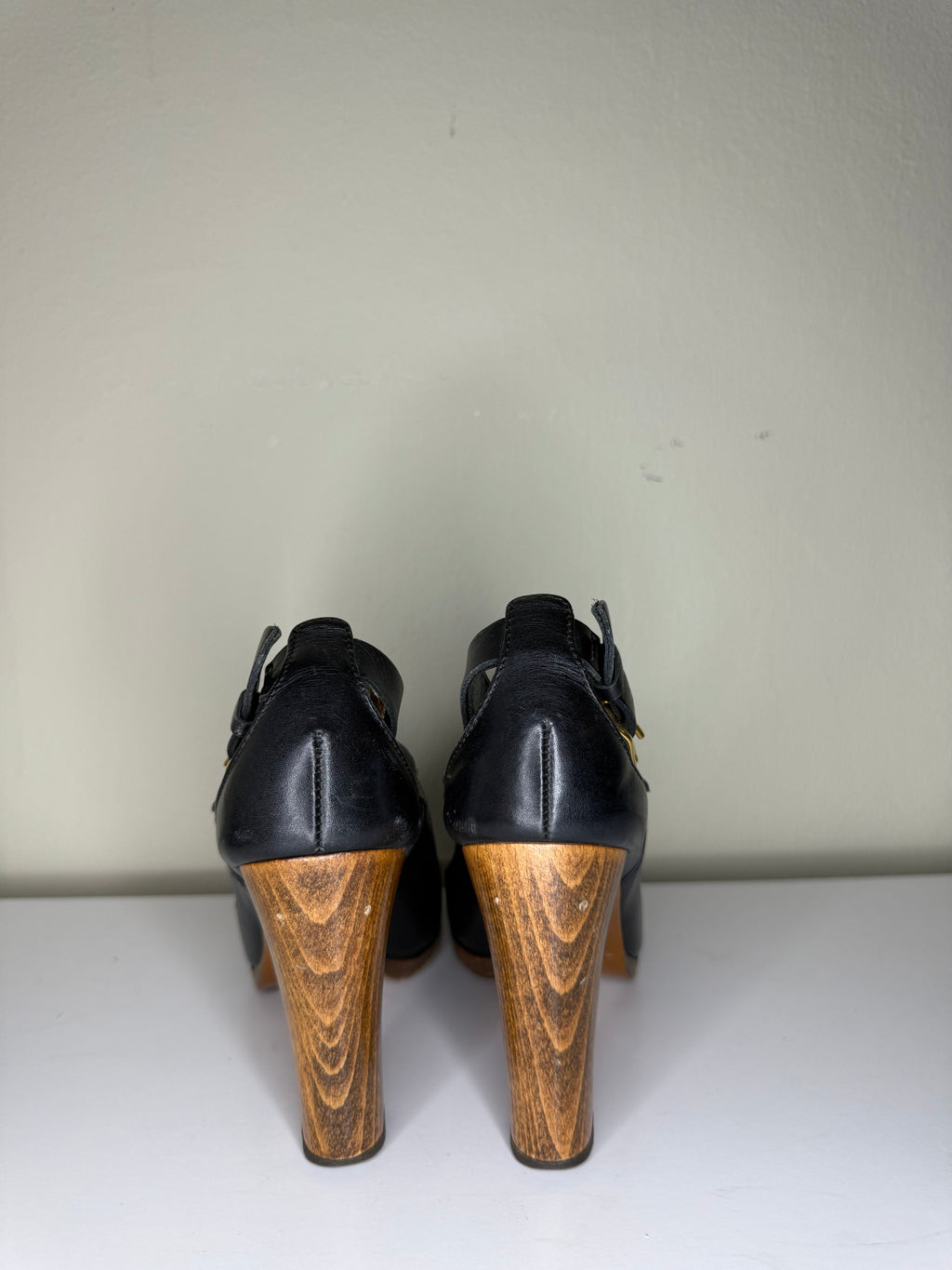 Burberry Black Wooden Heel Pumps