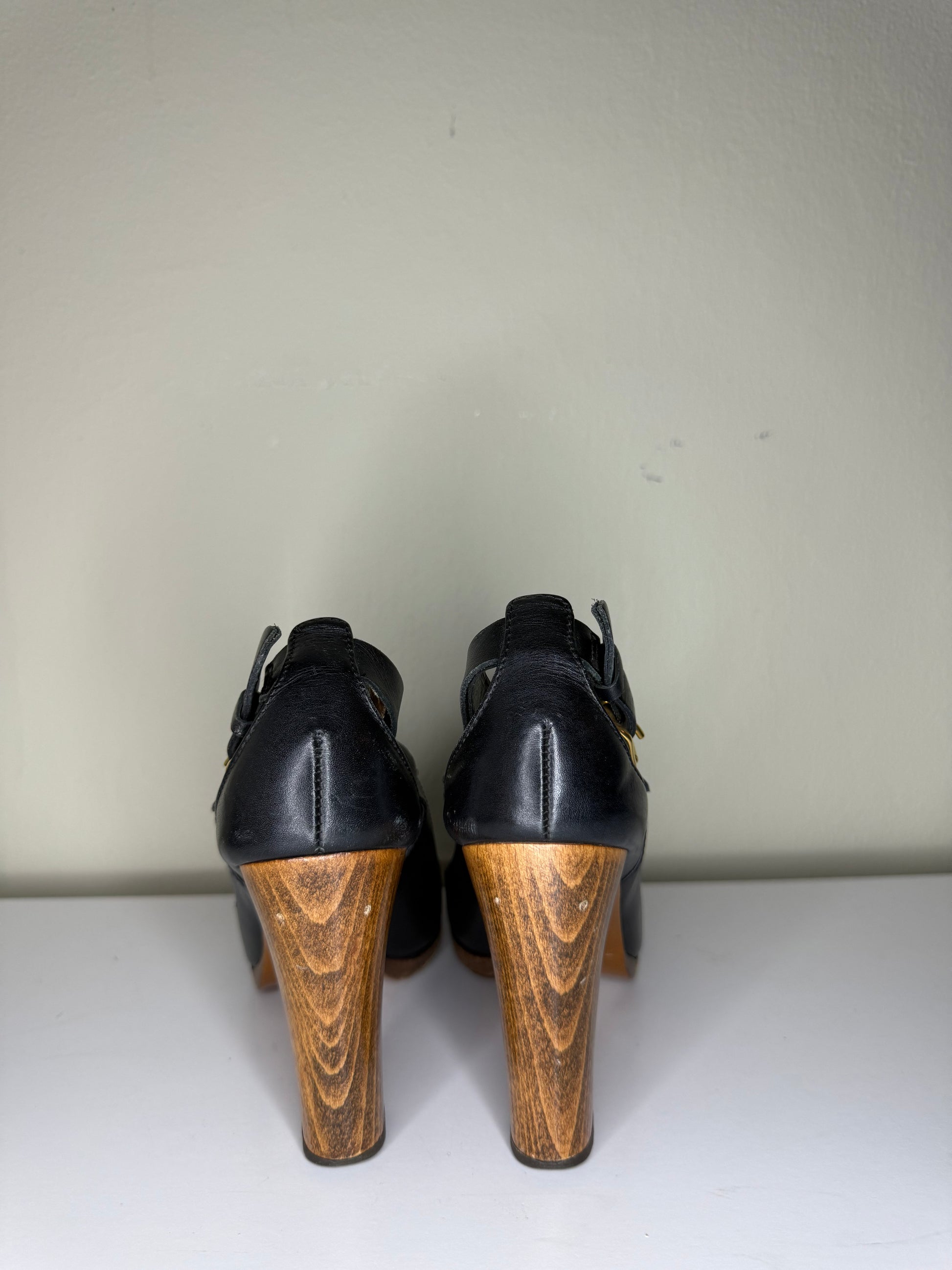 Burberry Black Wooden Heel Pumps