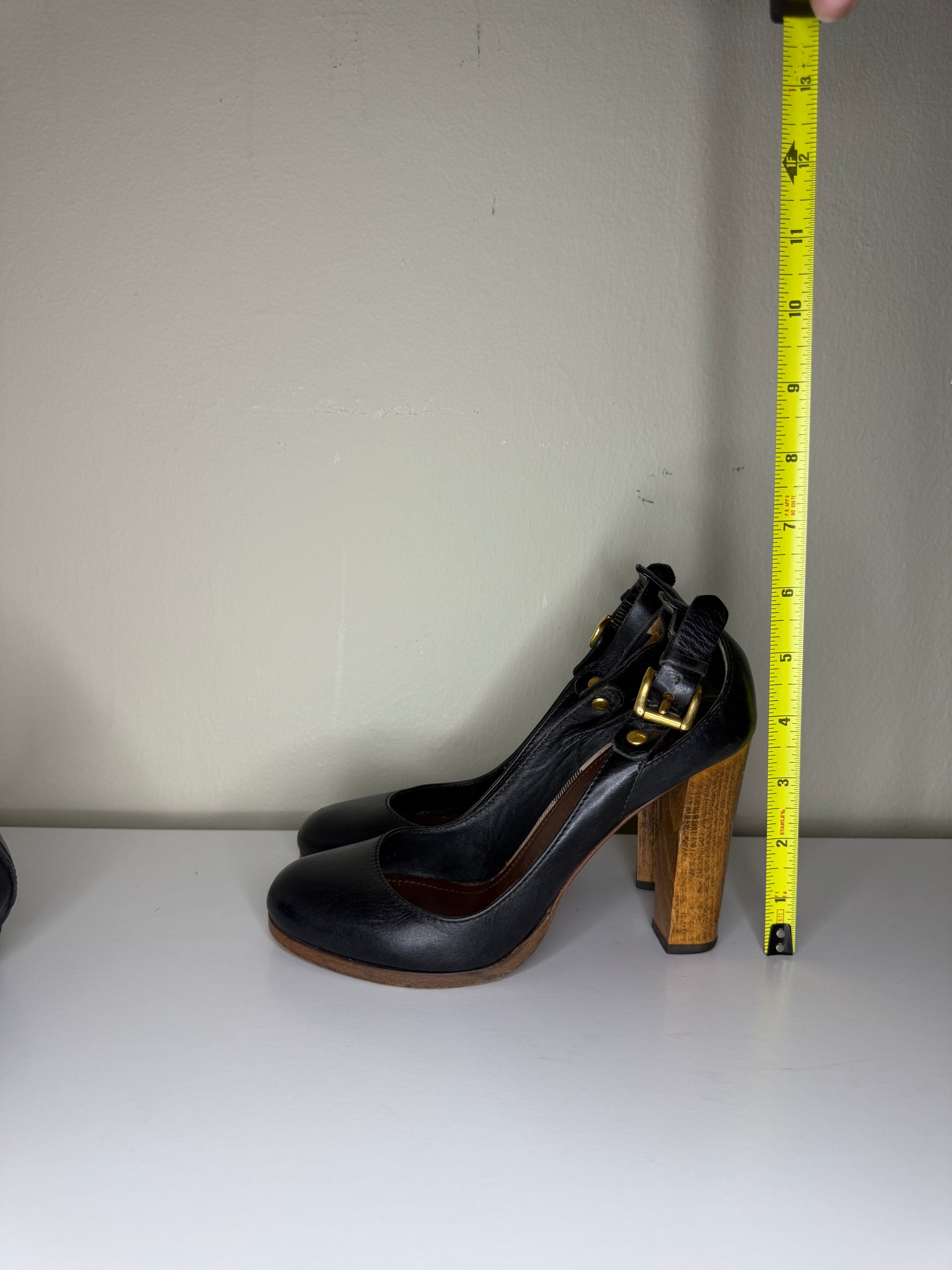 Burberry Black Wooden Heel Pumps